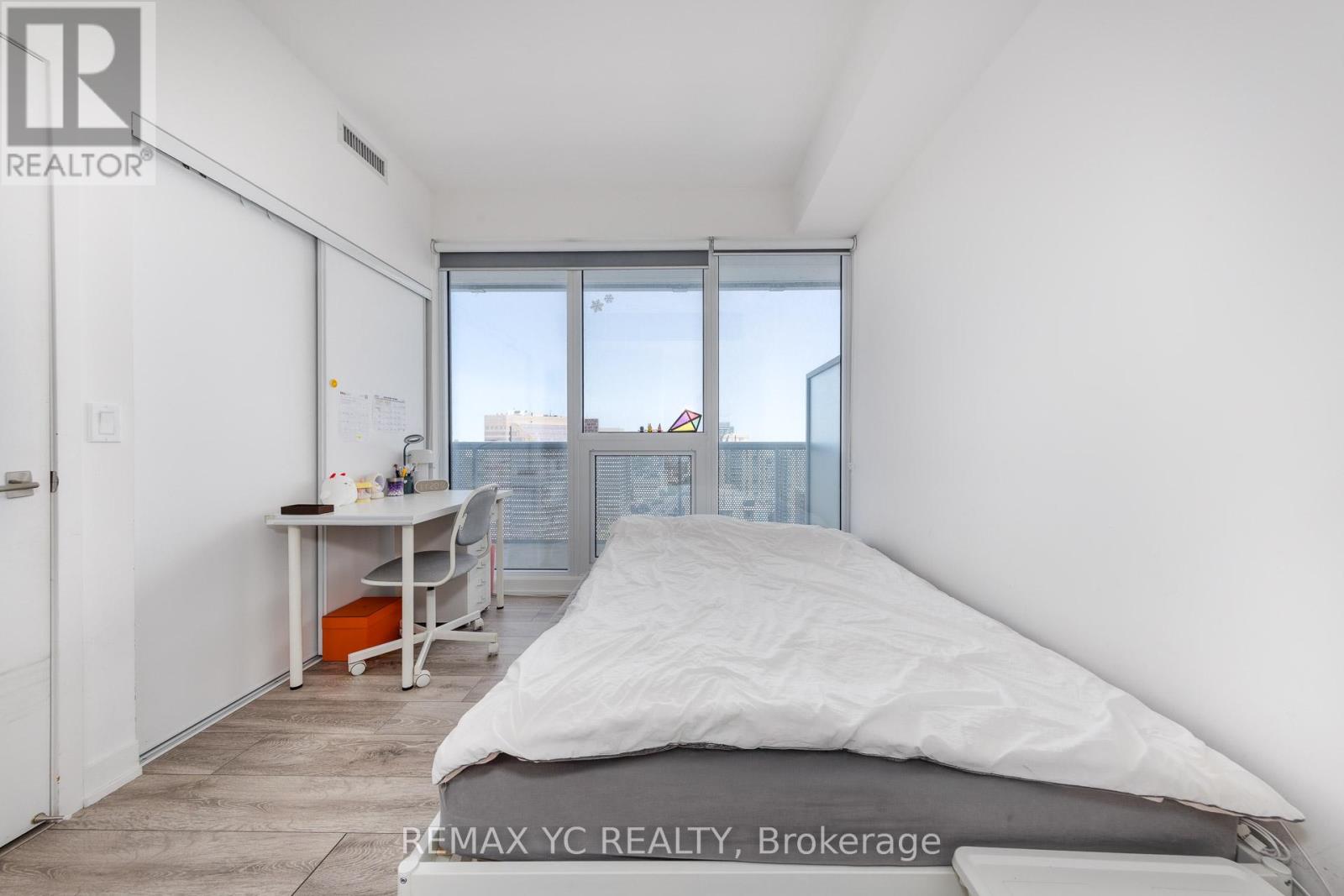 Photo 11 of 2504 15 Holmes Avenue, Toronto ON