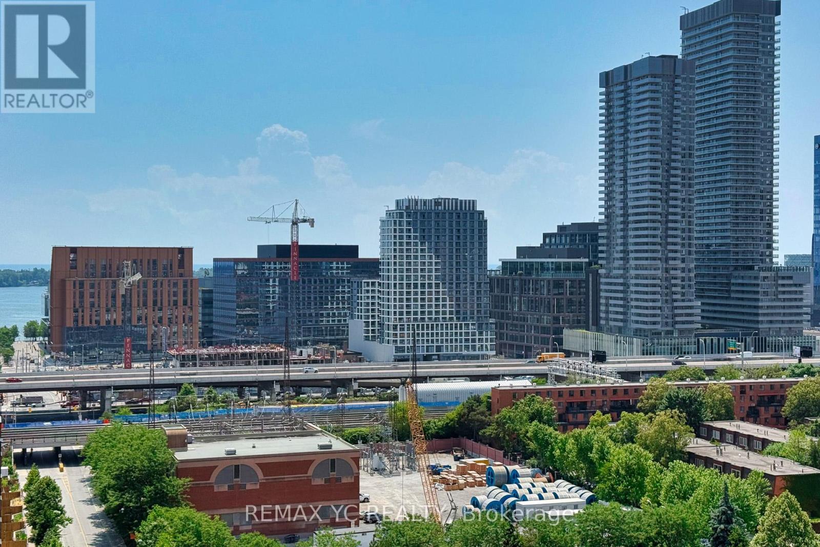 Photo 31 of 1464 135 Lower Sherbourne Street, Toronto ON