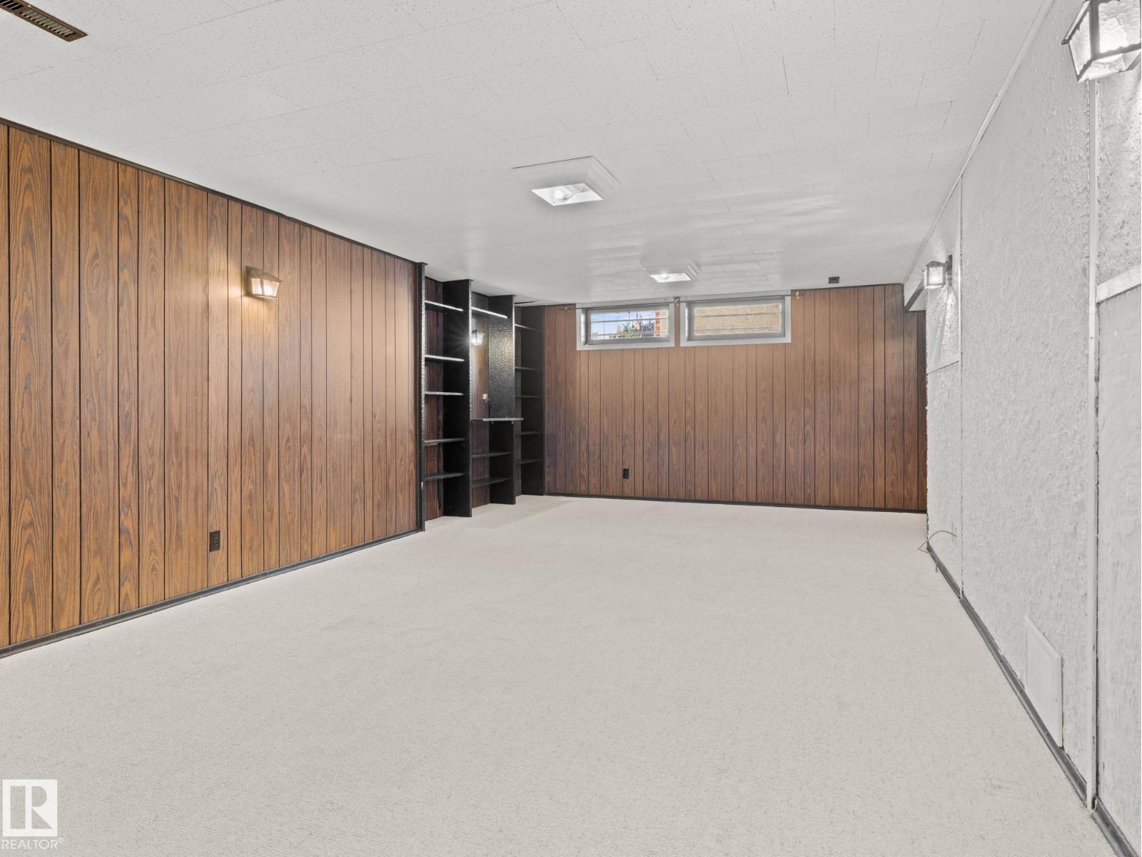 Photo 22 of 9311 169 St Nw, Edmonton AB