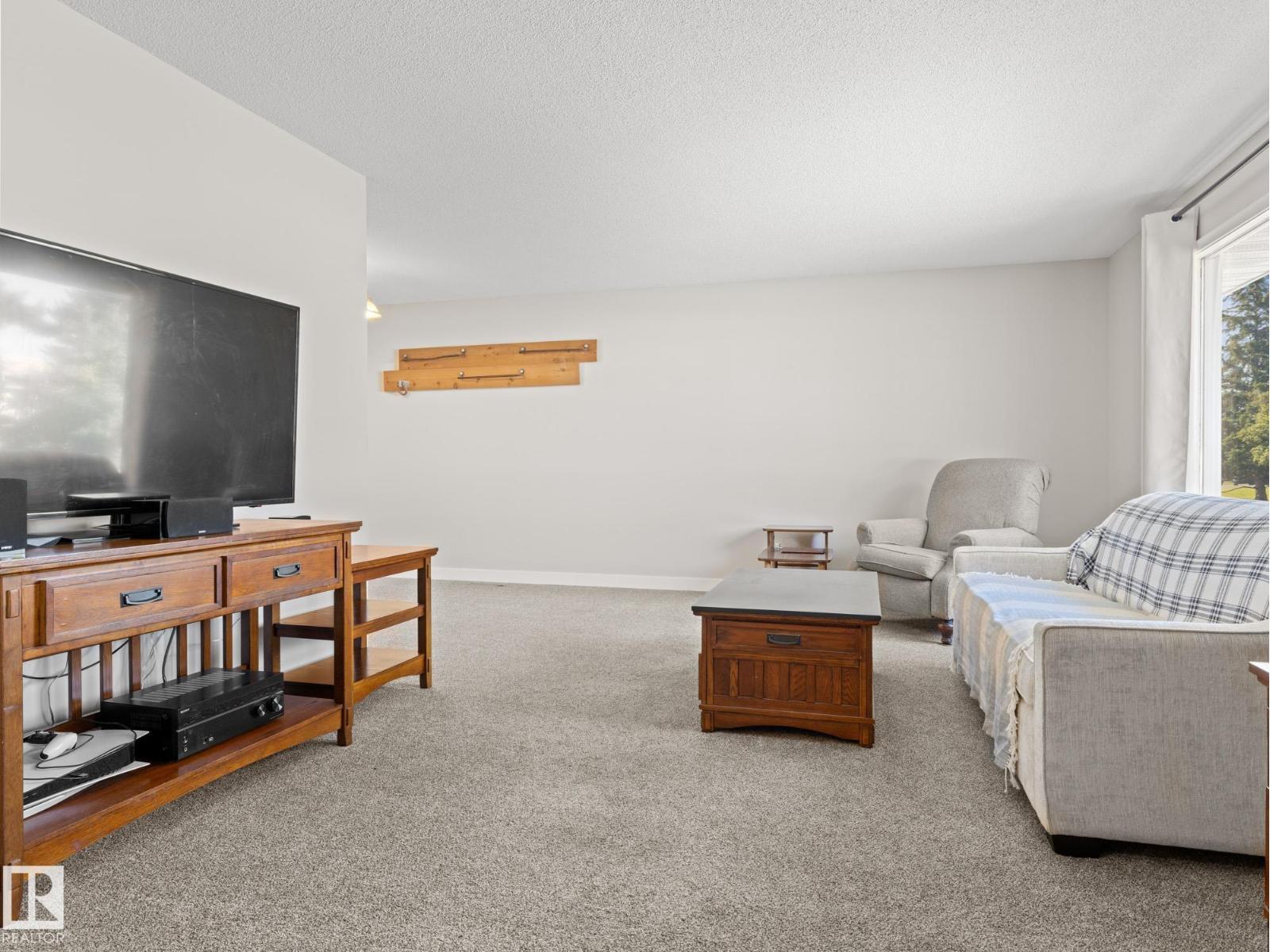 Photo 5 of 9311 169 St Nw, Edmonton AB
