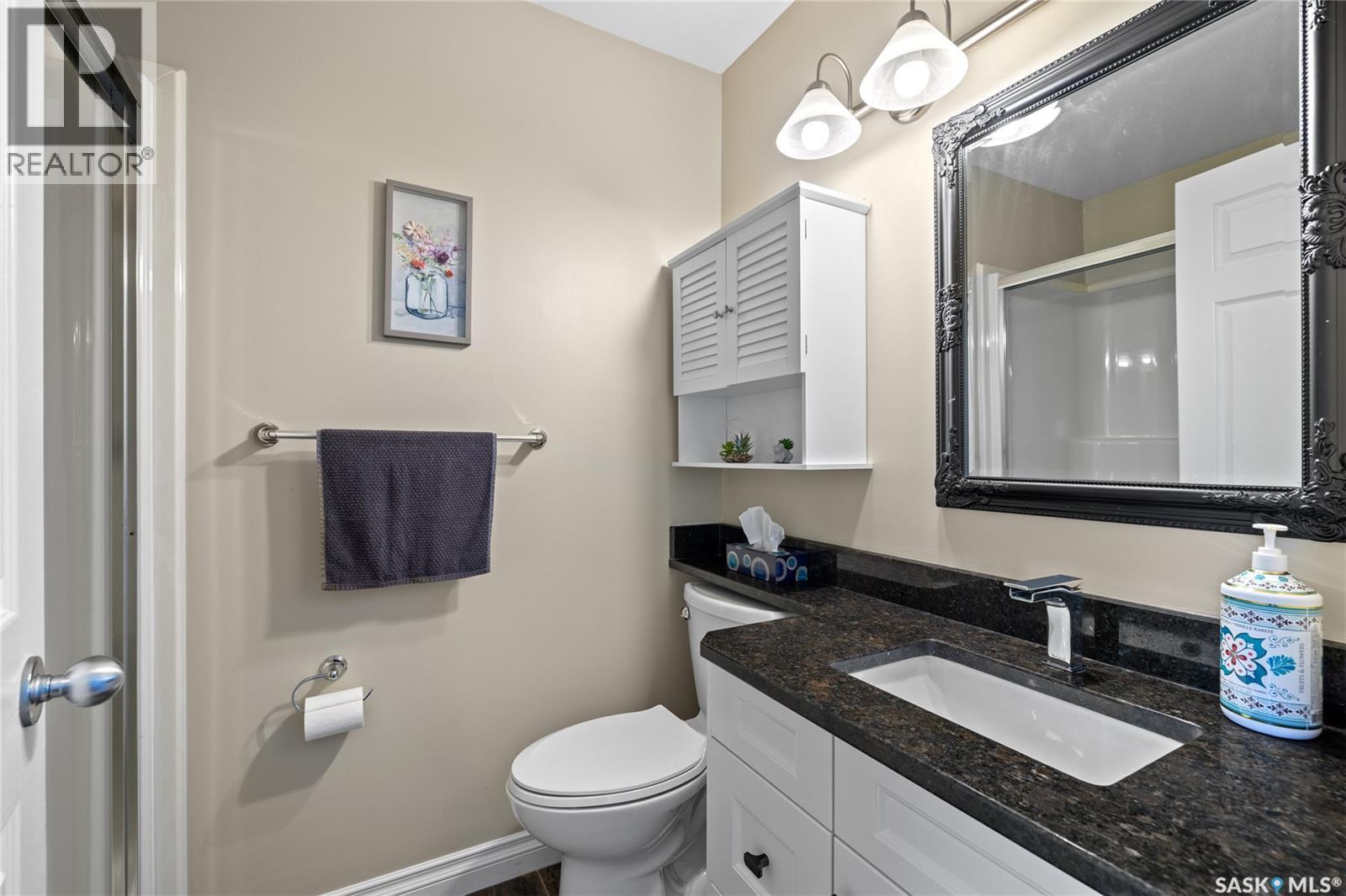 Photo 17 of 3836 Thames Road E, Regina SK
