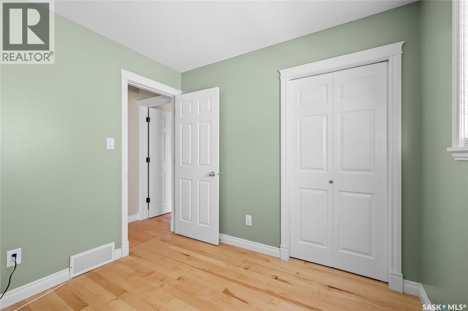 Photo 19 of 3836 Thames Road E, Regina SK