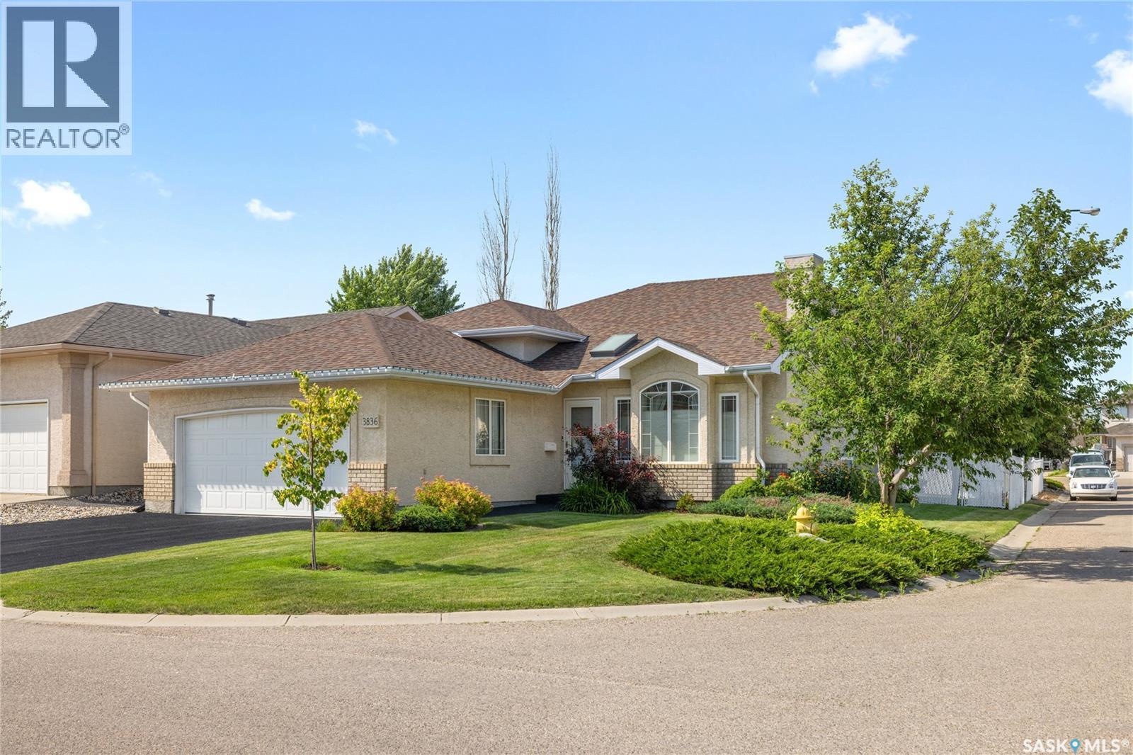 Photo 2 of 3836 Thames Road E, Regina SK