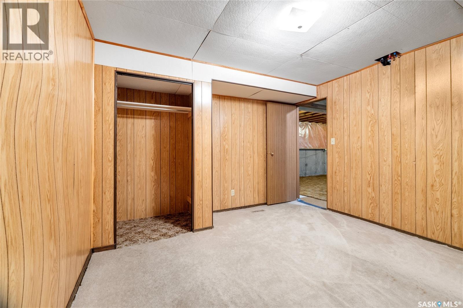 Photo 18 of 2709 Meadow Lane E, Regina SK