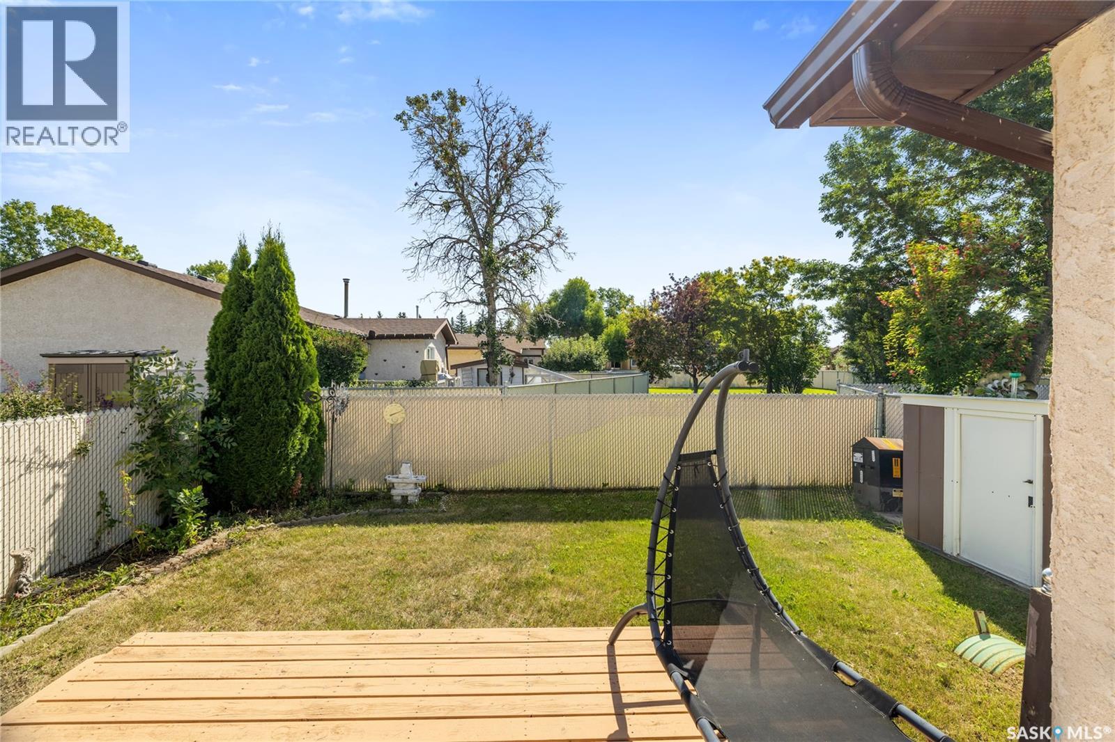 Photo 19 of 2709 Meadow Lane E, Regina SK