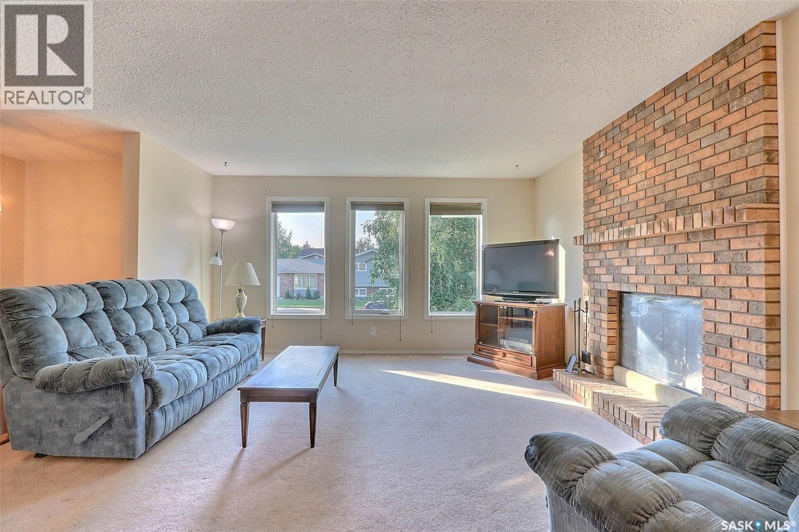 Photo 3 of 3391 Bliss Crescent, Prince Albert SK