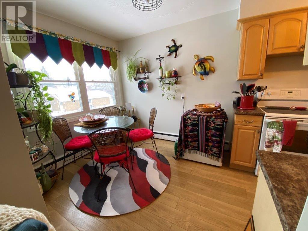 Photo 4 of 570 Macdonald Ave 301, Sault Ste Marie ON