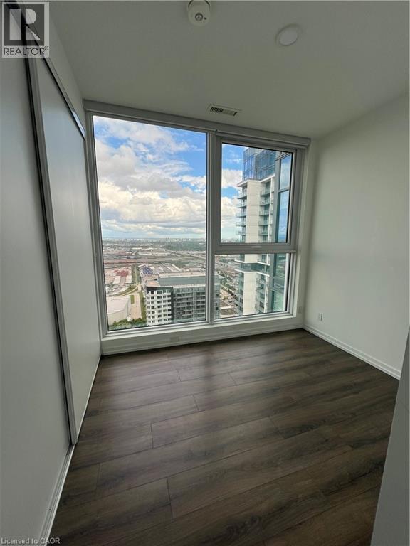 Photo 2 of 1000 Portage Parkway Crescent Unit 50, Vaughan ON