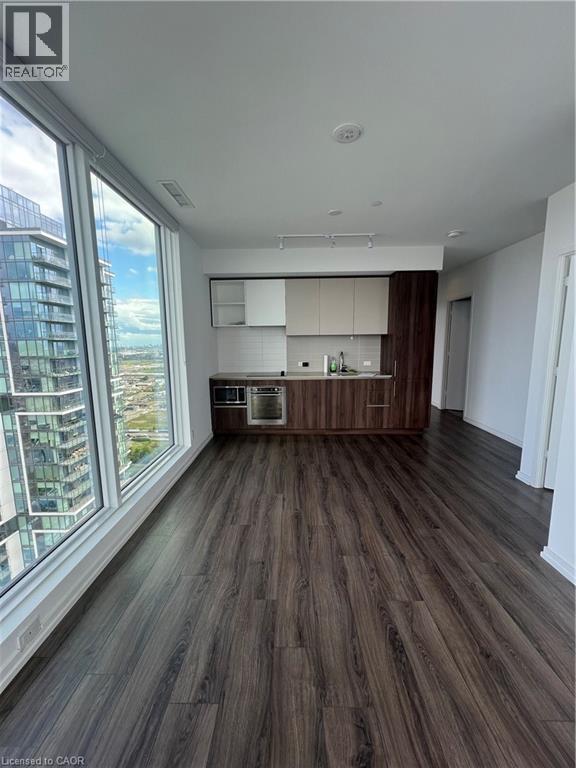Photo 7 of 1000 Portage Parkway Crescent Unit 50, Vaughan ON