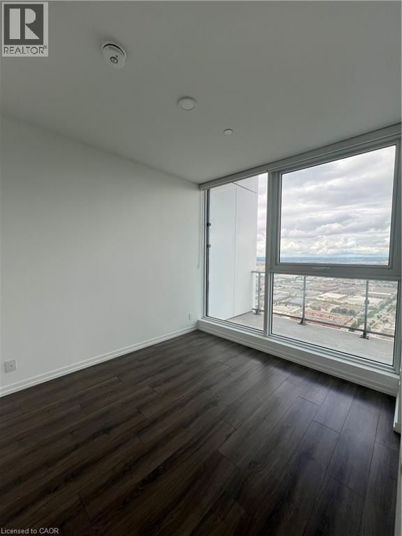Photo 8 of 1000 Portage Parkway Crescent Unit 50, Vaughan ON
