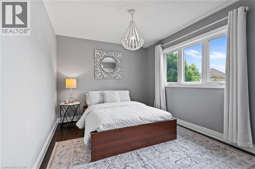 Photo 24 of 2306 Bankside Drive, Mississauga ON