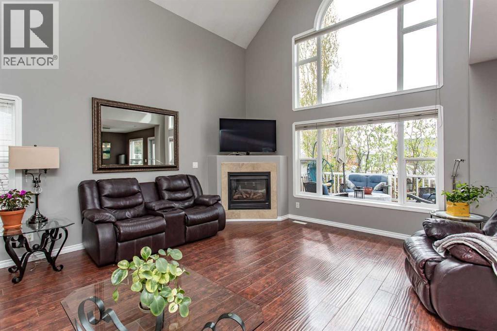 Photo 6 of 70 Drummond Avenue, Red Deer AB