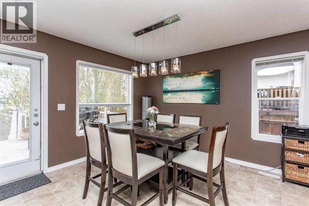 Photo 7 of 70 Drummond Avenue, Red Deer AB