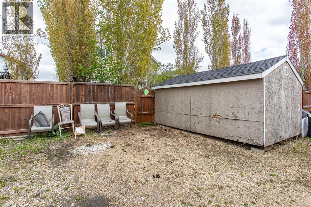 Photo 30 of 70 Drummond Avenue, Red Deer AB