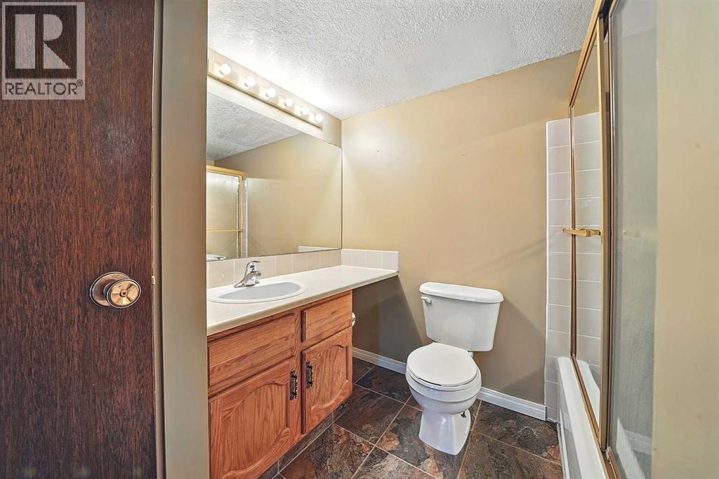 Photo 11 of 125 54 Bell Street, Red Deer AB