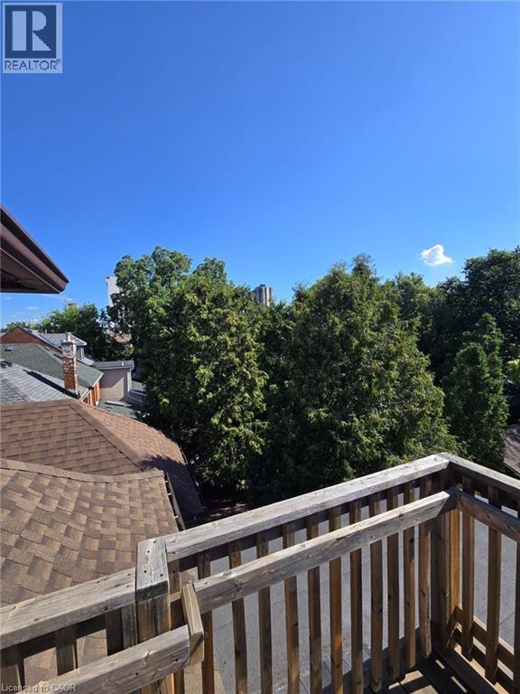 Photo 10 of 225 Queen Street S Unit 3, Hamilton ON