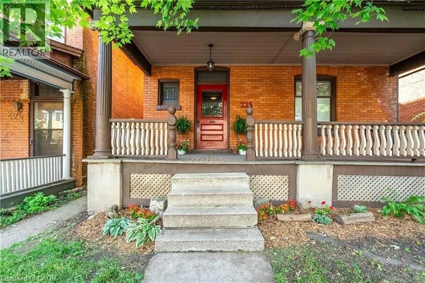Photo 1 of 225 Queen Street S Unit 3, Hamilton ON