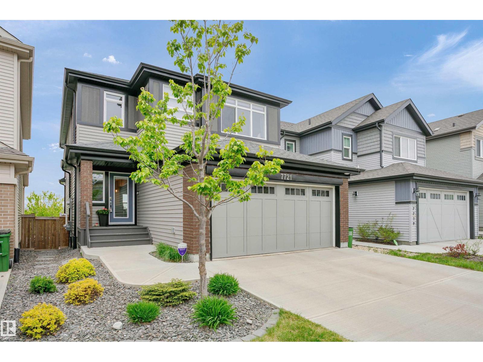 Photo 4 of 7721 Eifert Cr Nw, Edmonton AB