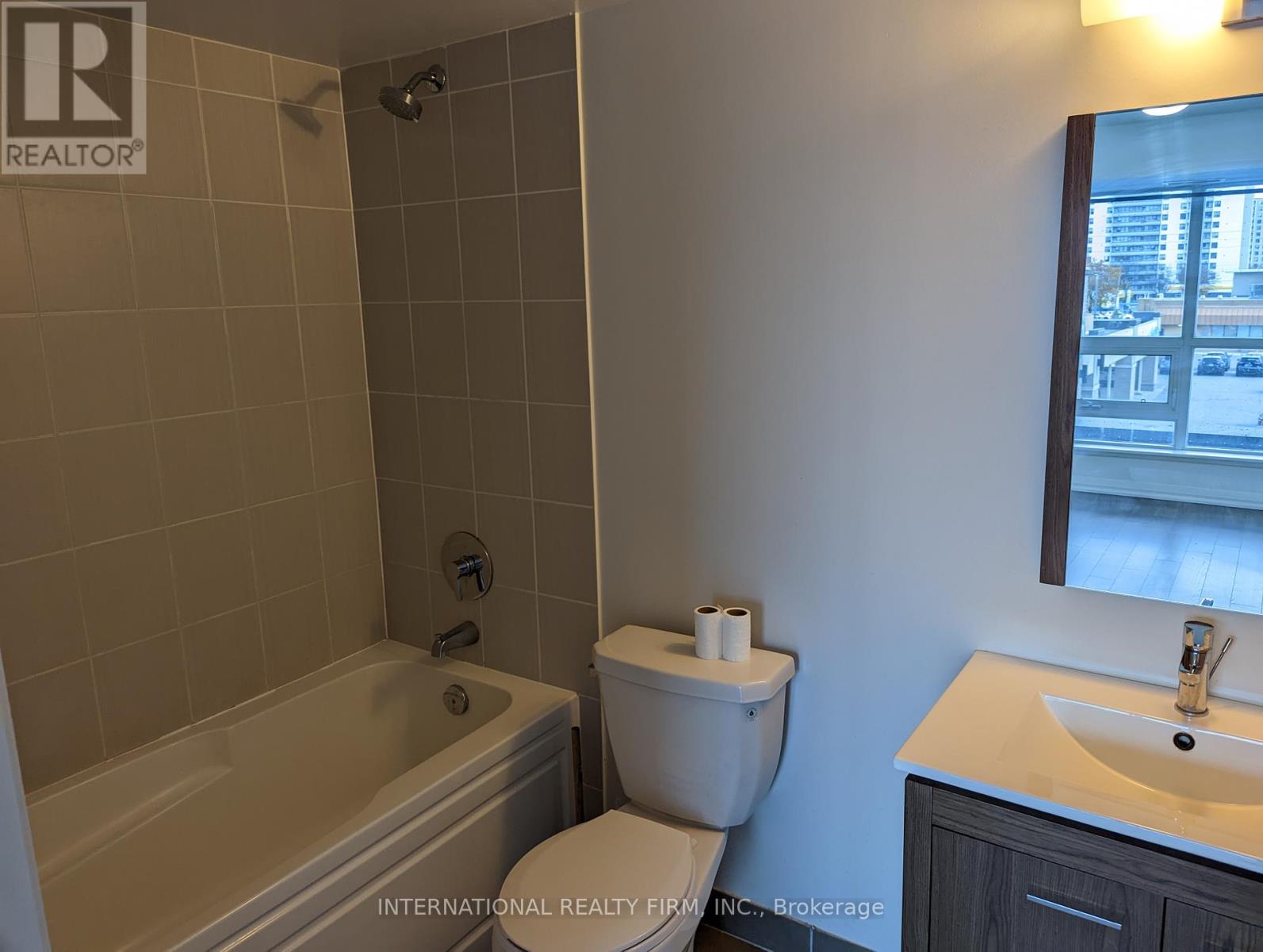 Photo 12 of 214 30 Meadowglen Place, Toronto ON
