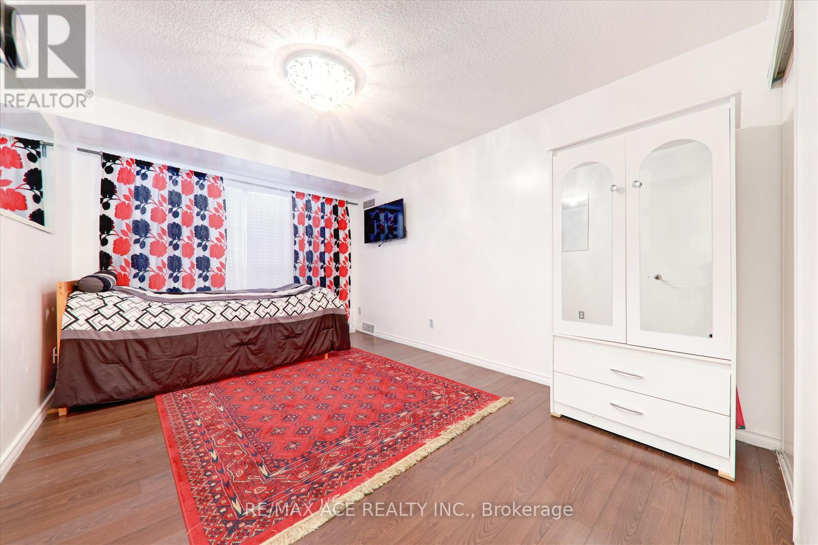 Photo 23 of 1410 1470 Midland Avenue, Toronto ON