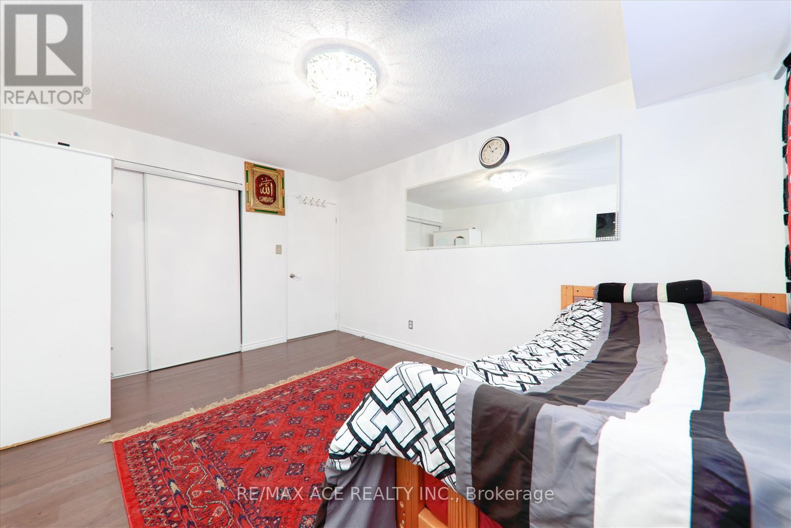 Photo 24 of 1410 1470 Midland Avenue, Toronto ON