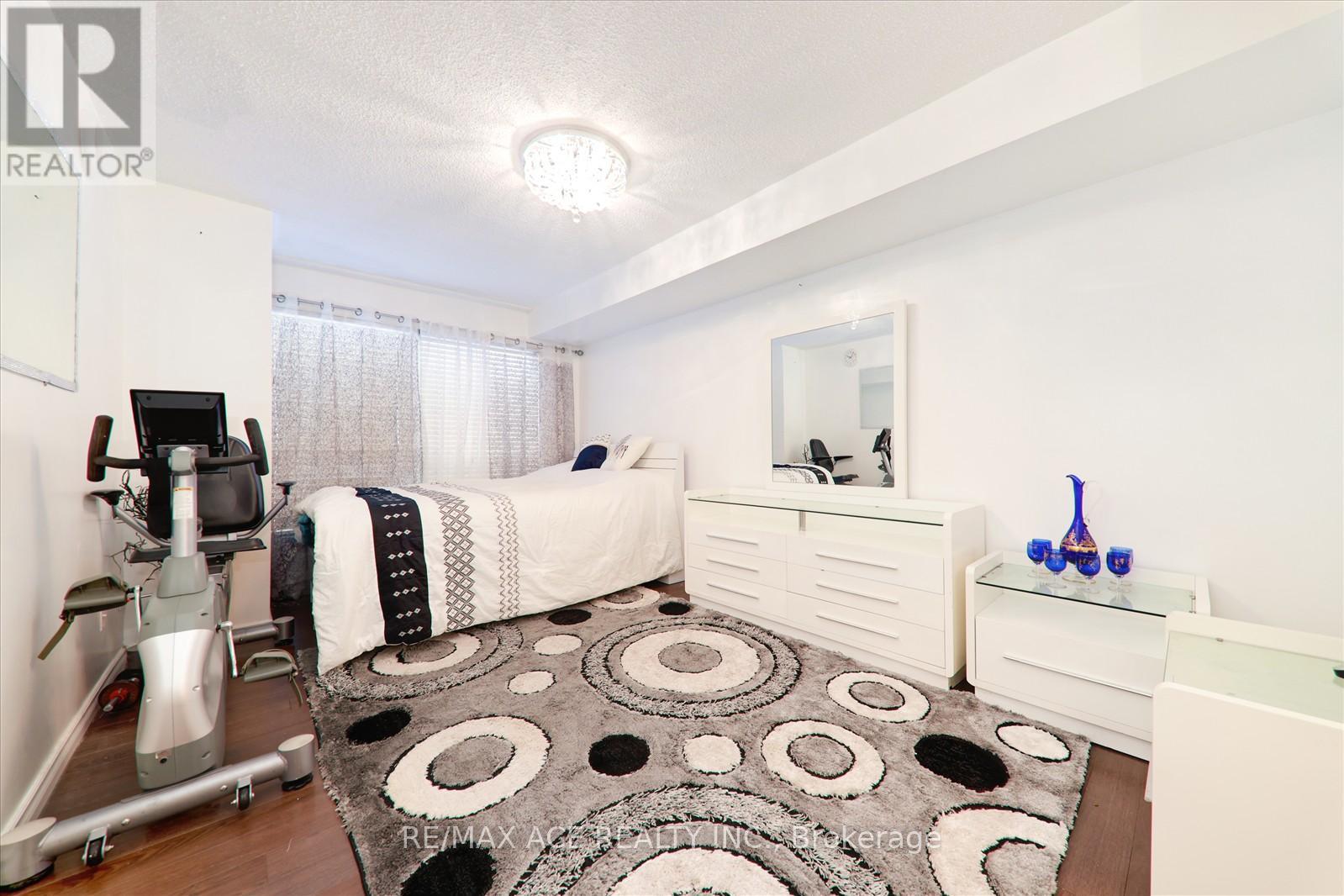 Photo 26 of 1410 1470 Midland Avenue, Toronto ON