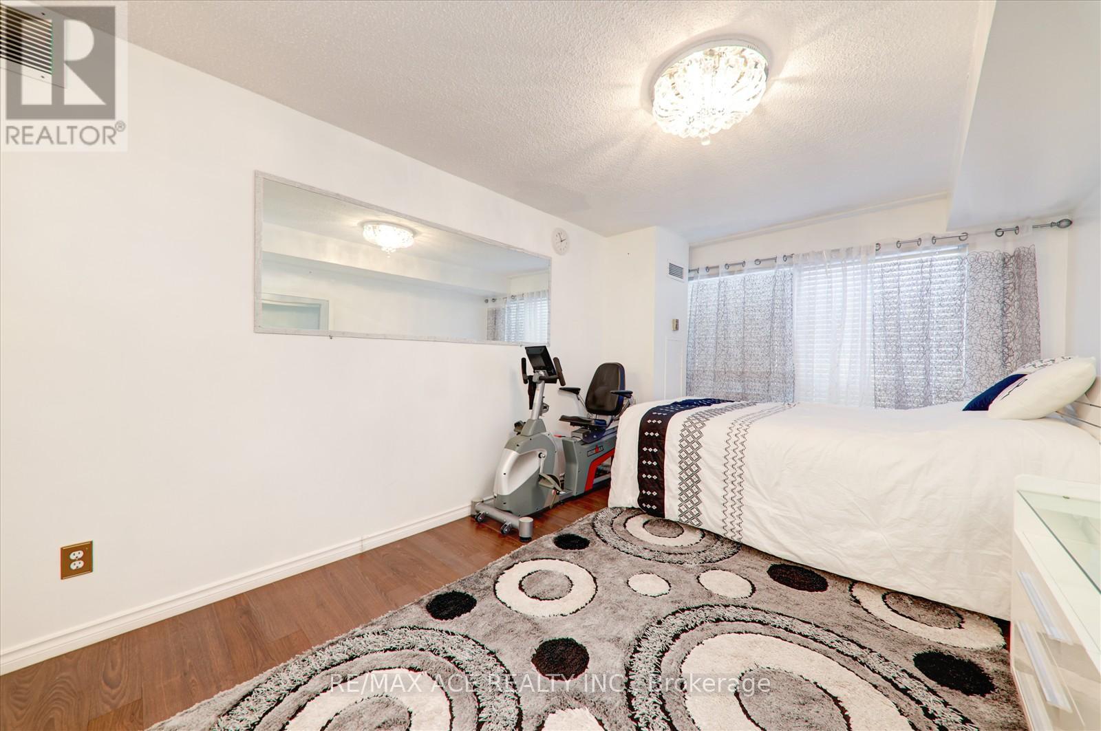 Photo 27 of 1410 1470 Midland Avenue, Toronto ON