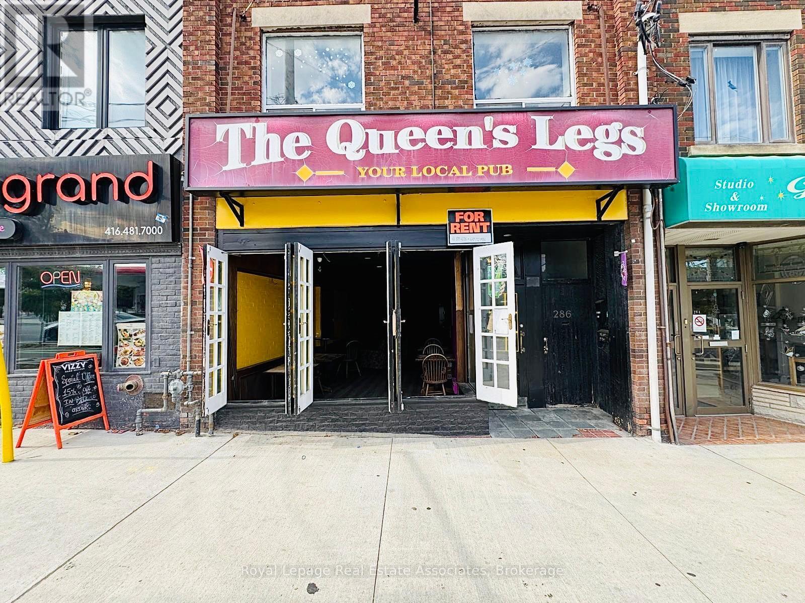 Photo 1 of Main Level 286 Eglinton Avenue W, Toronto ON