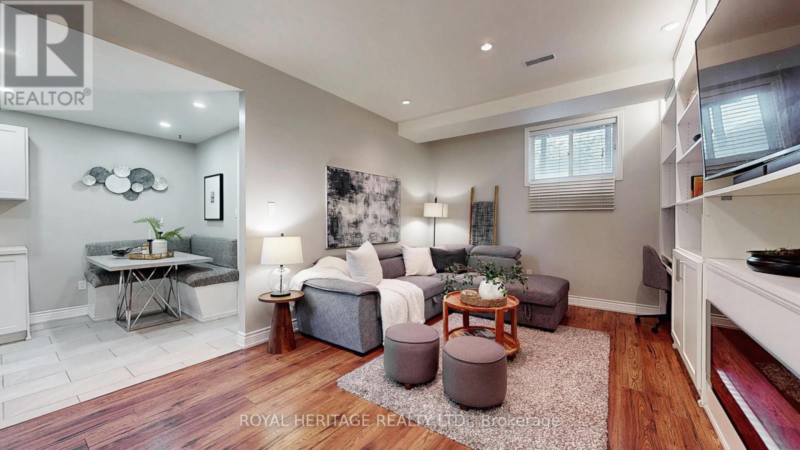 Photo 5 of 32 Fenwick Avenue, Clarington ON