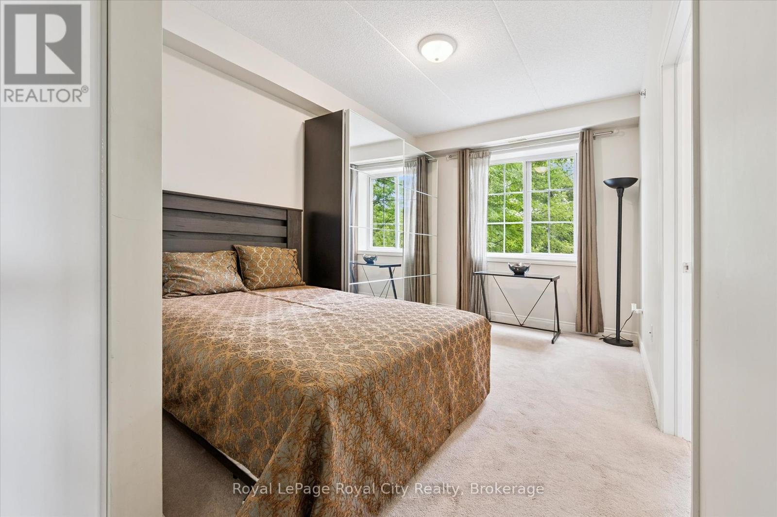 Photo 16 of 122 1440 Gordon Street, Guelph ON