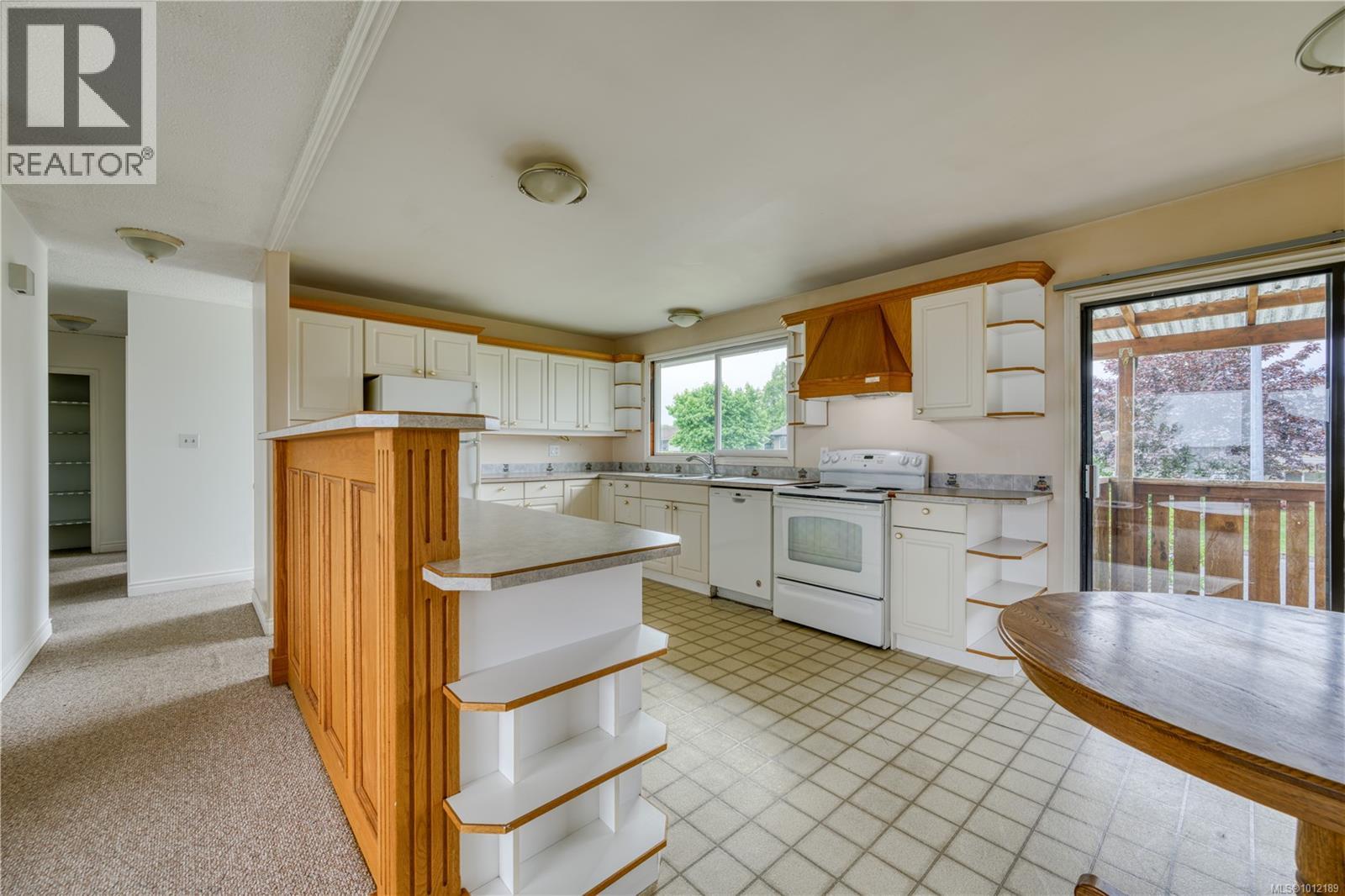 Photo 4 of 7625 Glacier Cres W, Port Hardy BC