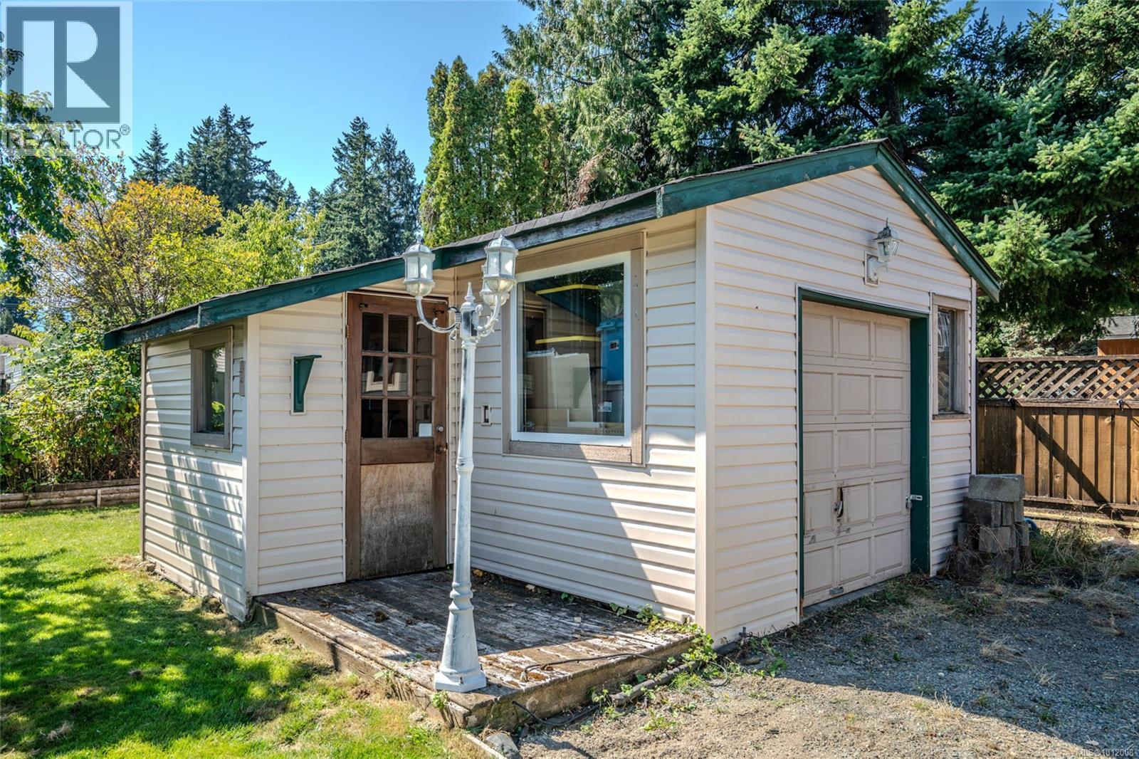 Photo 34 of 2549 Labieux Rd, Nanaimo BC