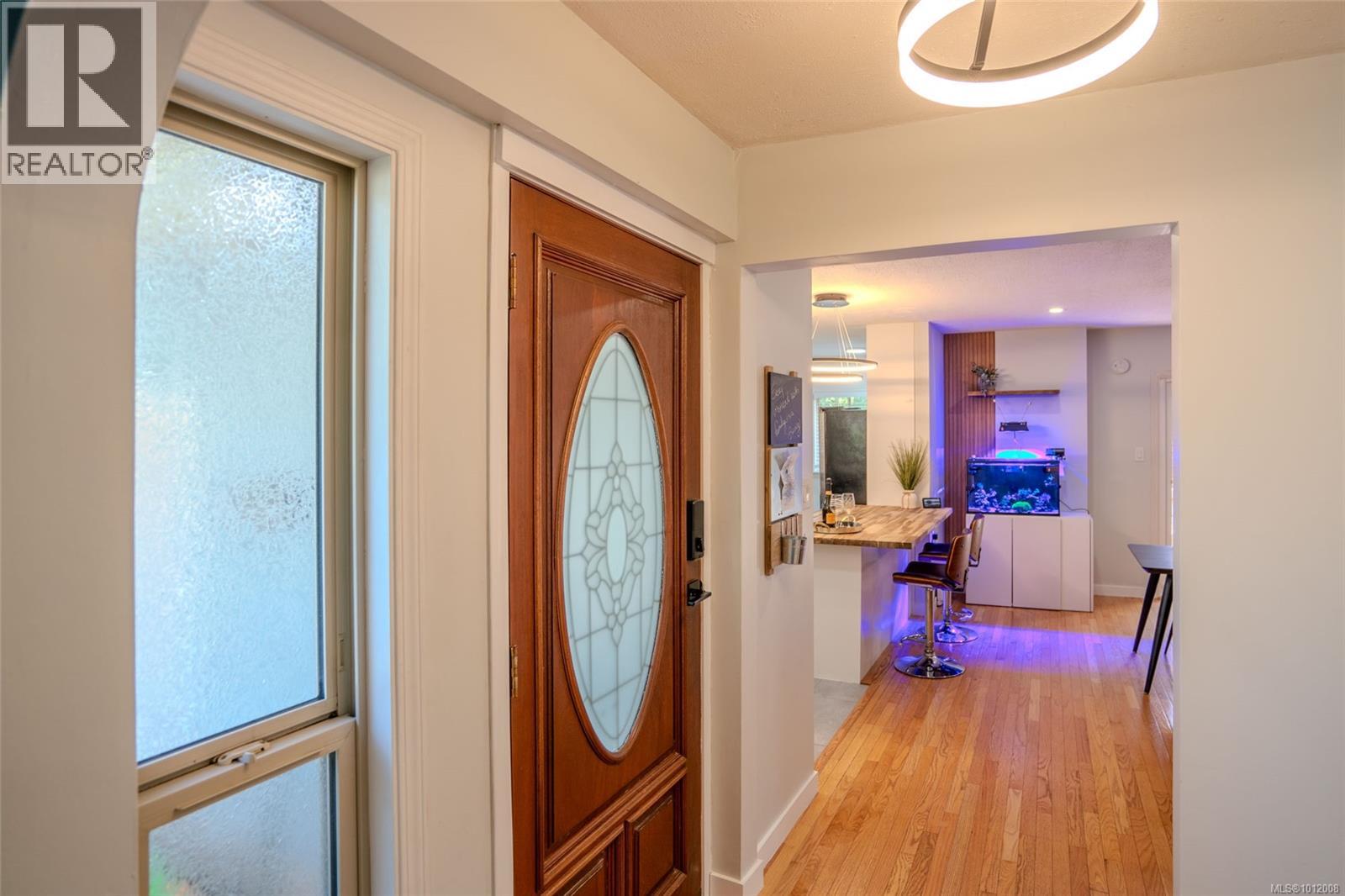 Photo 8 of 2549 Labieux Rd, Nanaimo BC