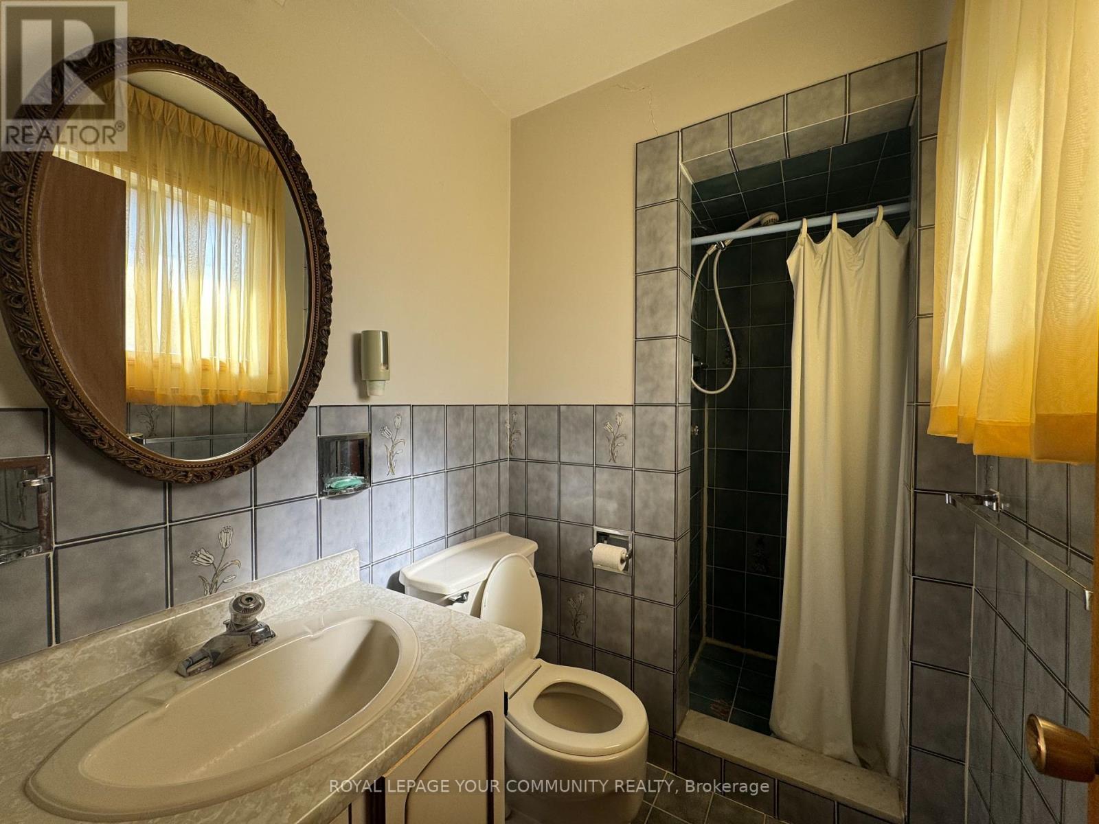 Photo 17 of 160 Jules Avenue, Vaughan ON