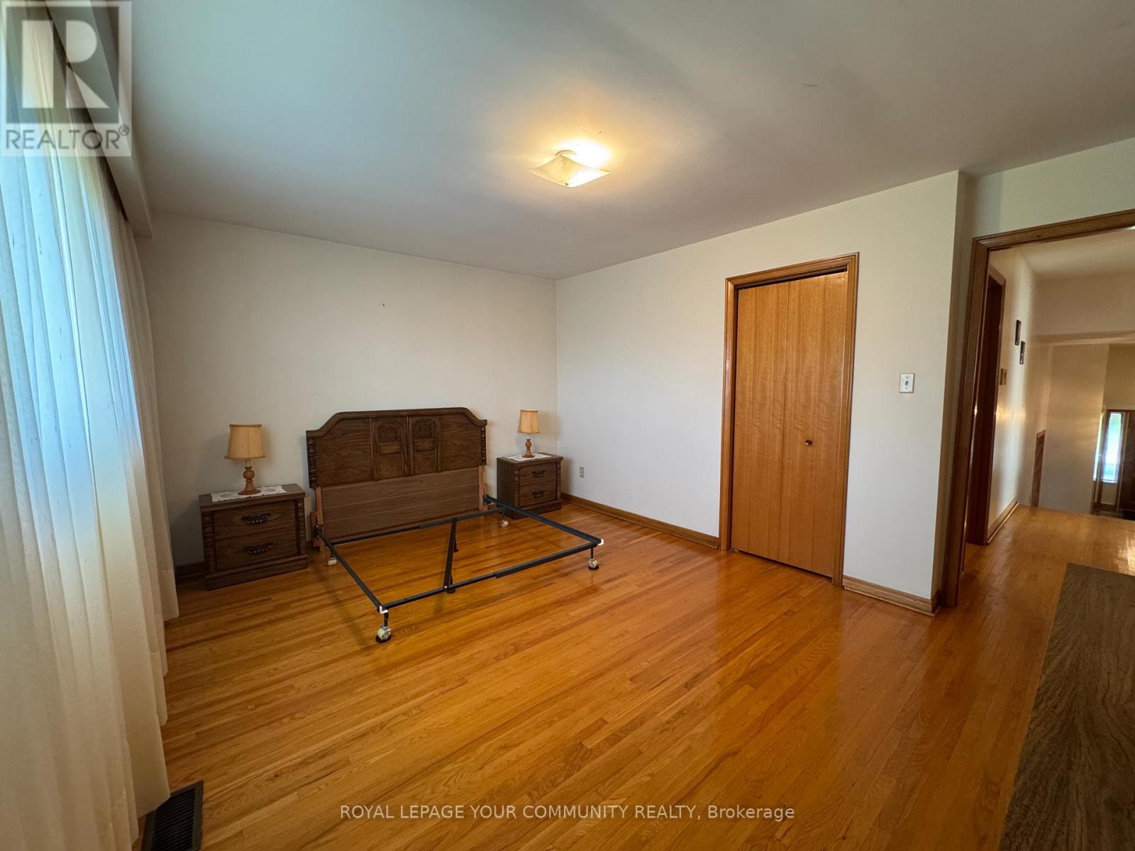 Photo 18 of 160 Jules Avenue, Vaughan ON