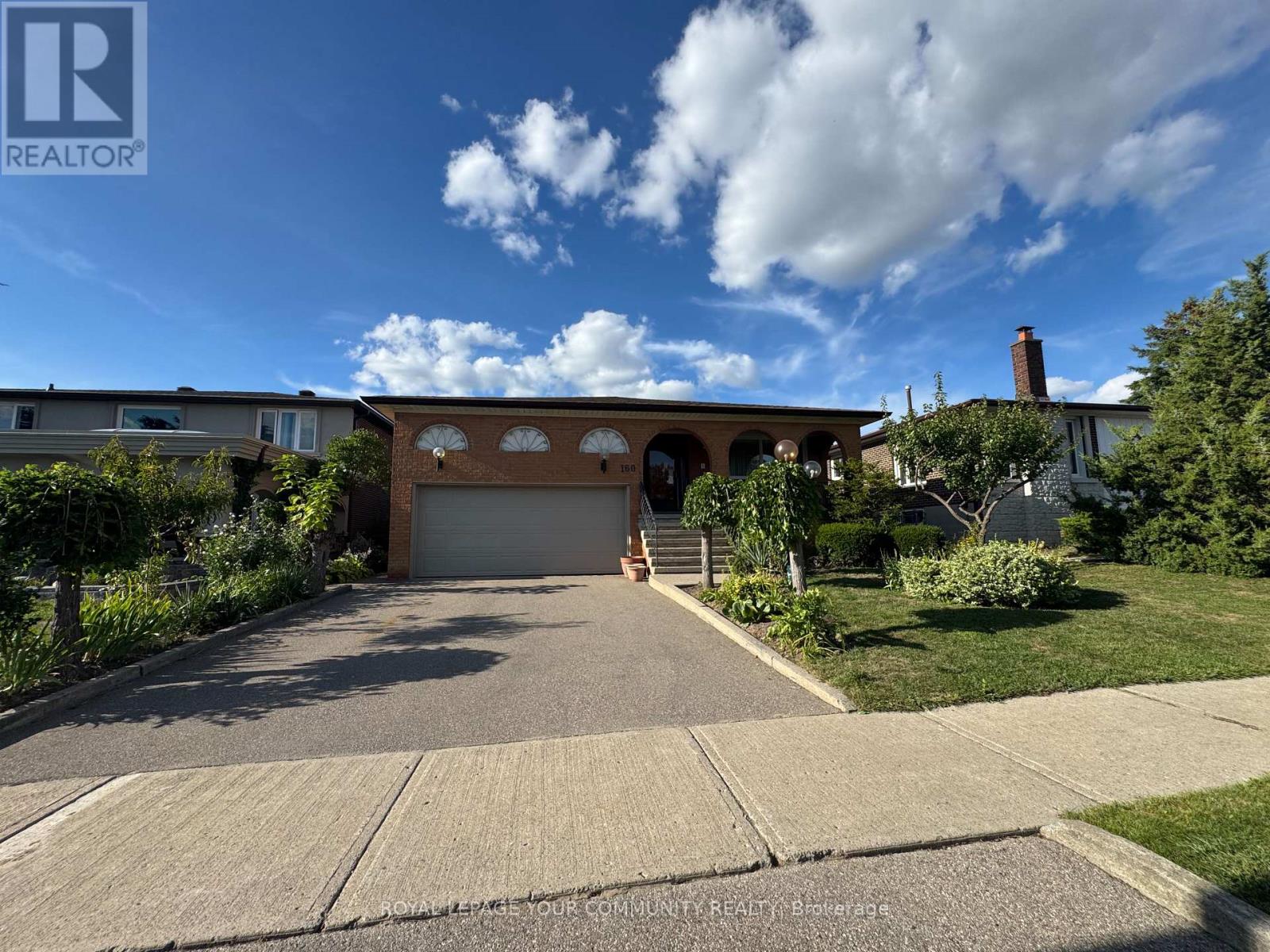Photo 2 of 160 Jules Avenue, Vaughan ON