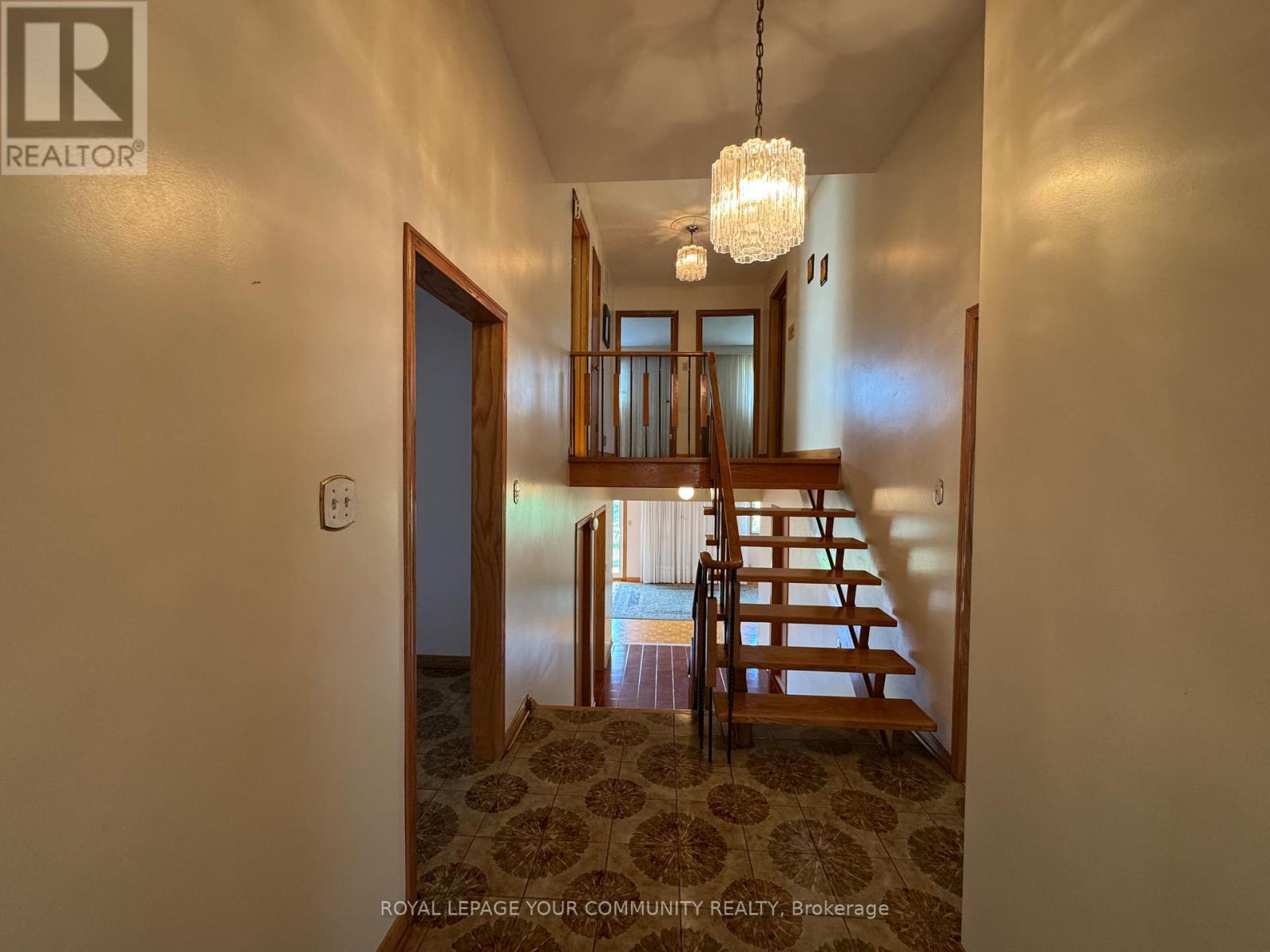 Photo 21 of 160 Jules Avenue, Vaughan ON