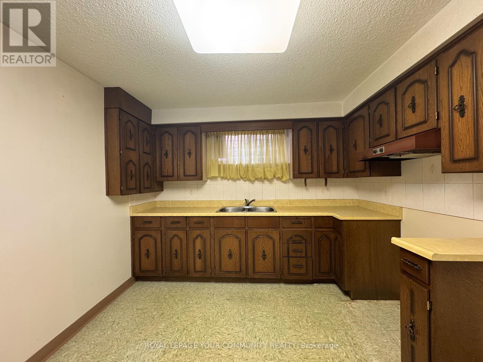 Photo 29 of 160 Jules Avenue, Vaughan ON
