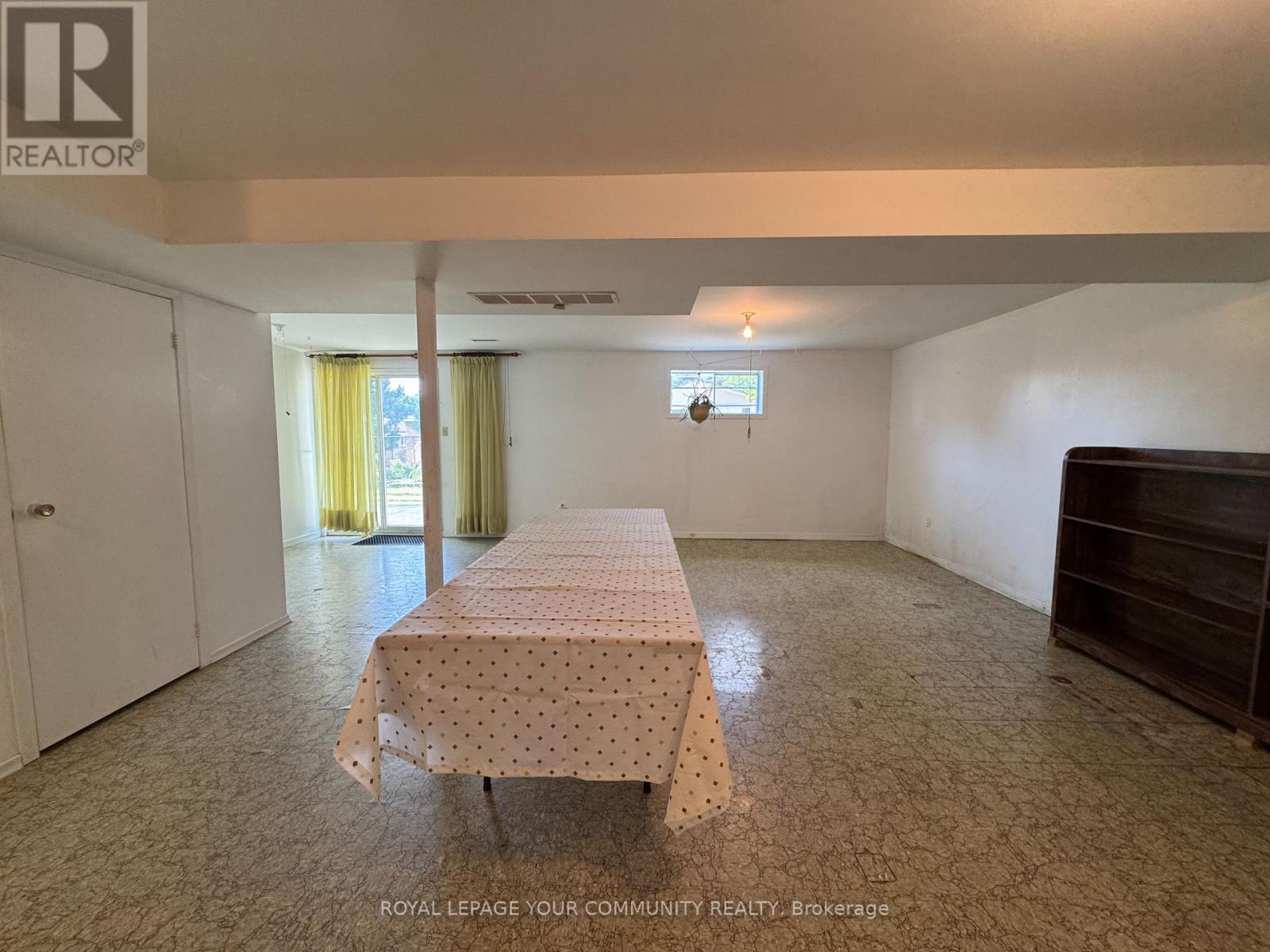 Photo 34 of 160 Jules Avenue, Vaughan ON