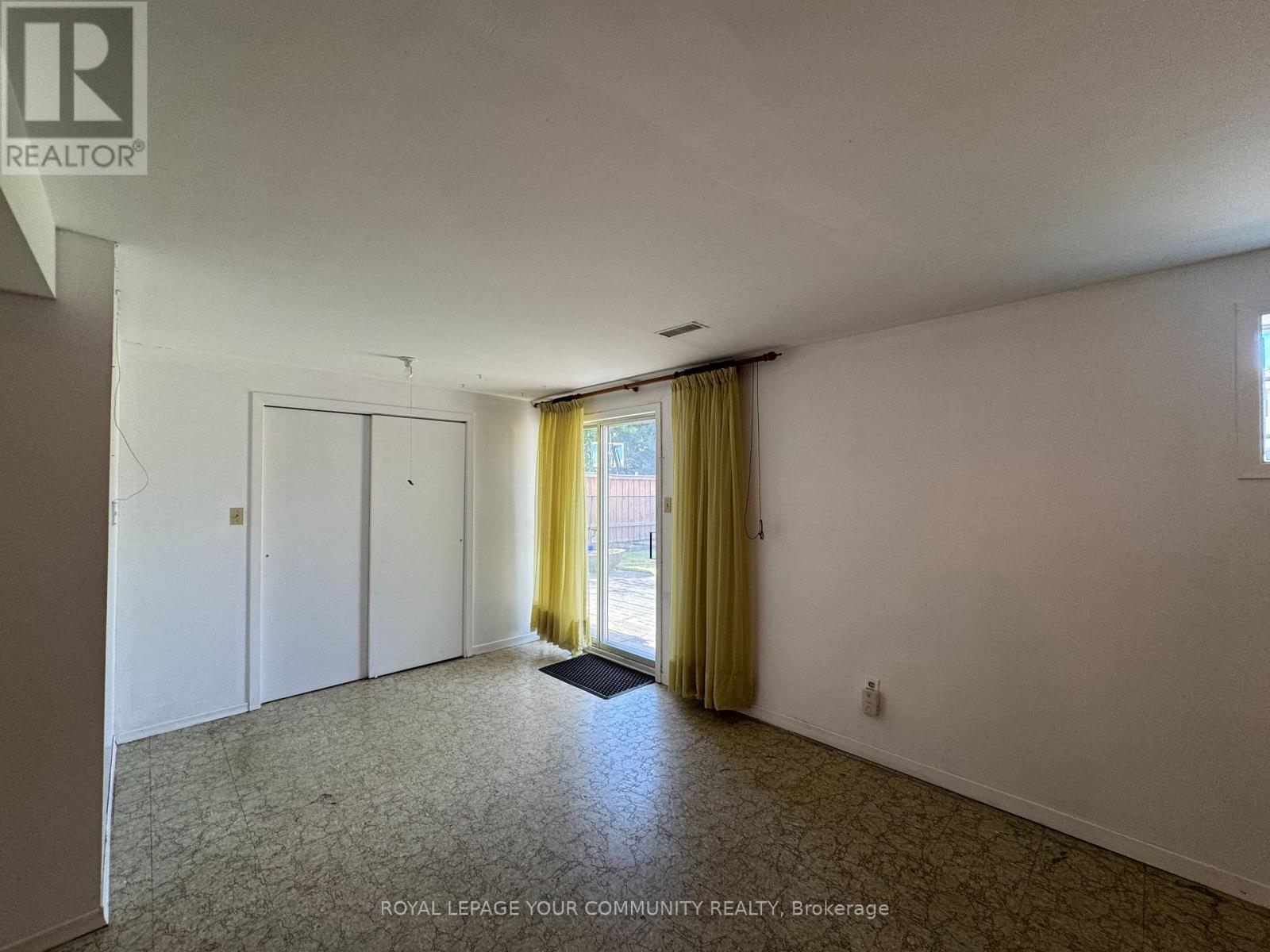 Photo 35 of 160 Jules Avenue, Vaughan ON