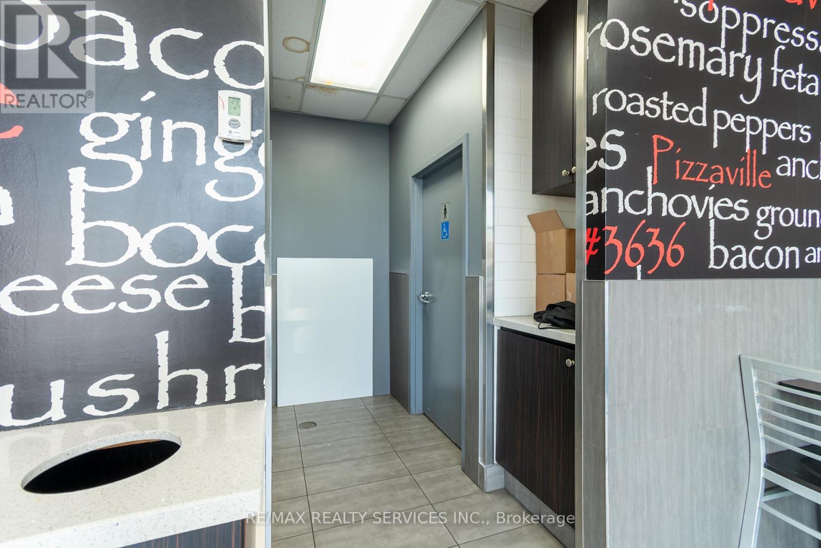 Photo 9 of 9418 Markham Road, Markham ON