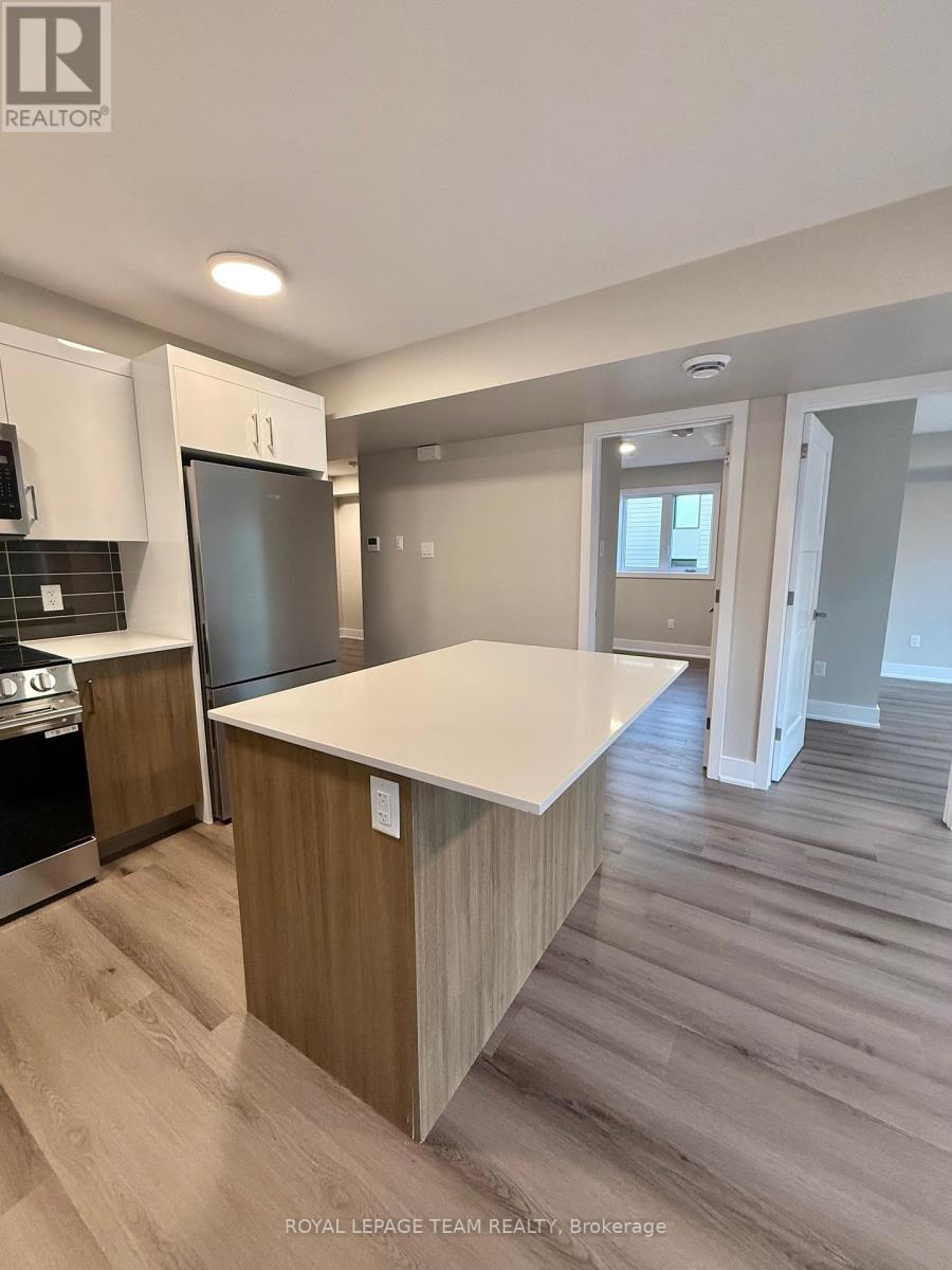 Photo 6 of 6 342 Fifth Avenue, Ottawa ON