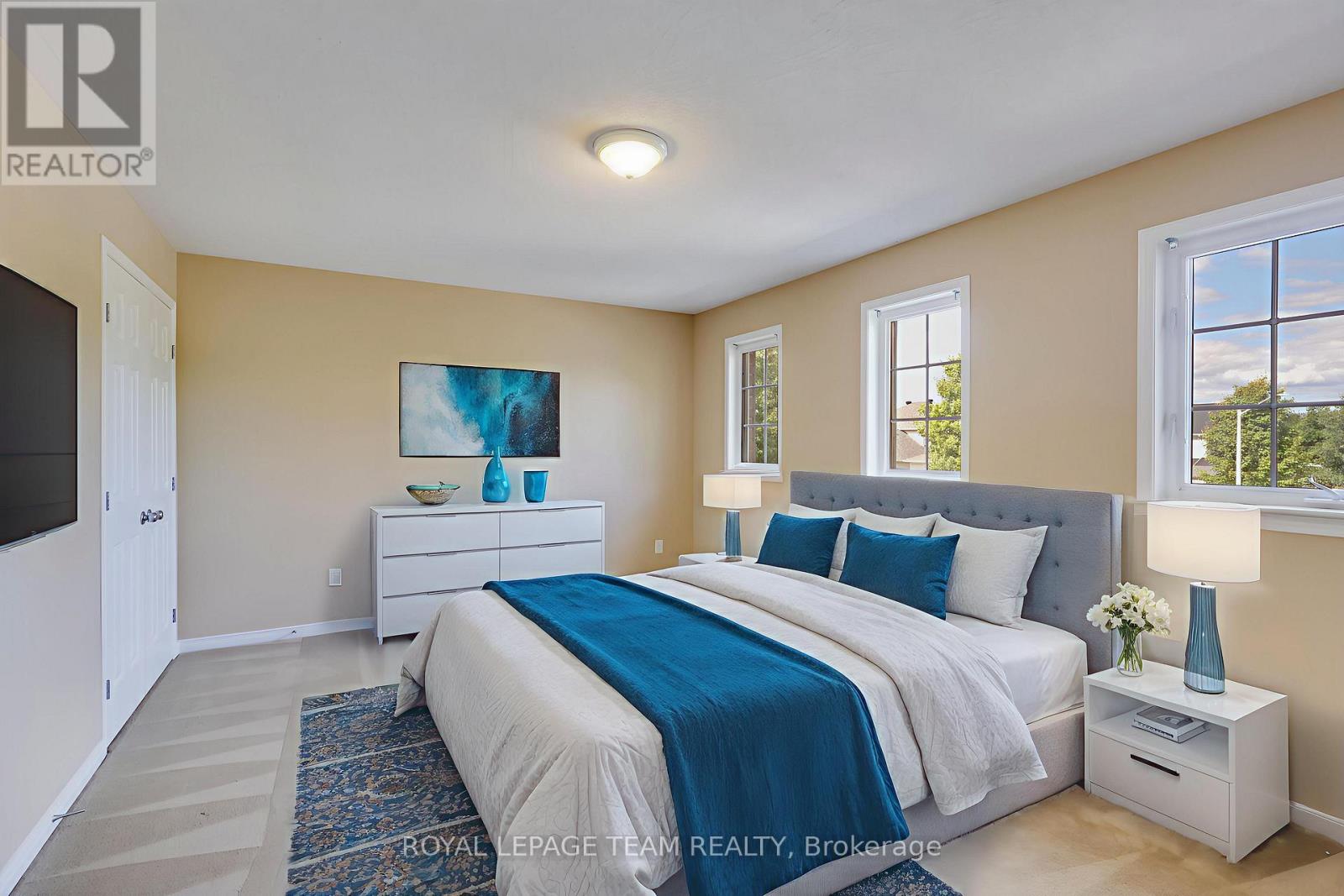 Photo 30 of 474 West Ridge Drive, Ottawa ON