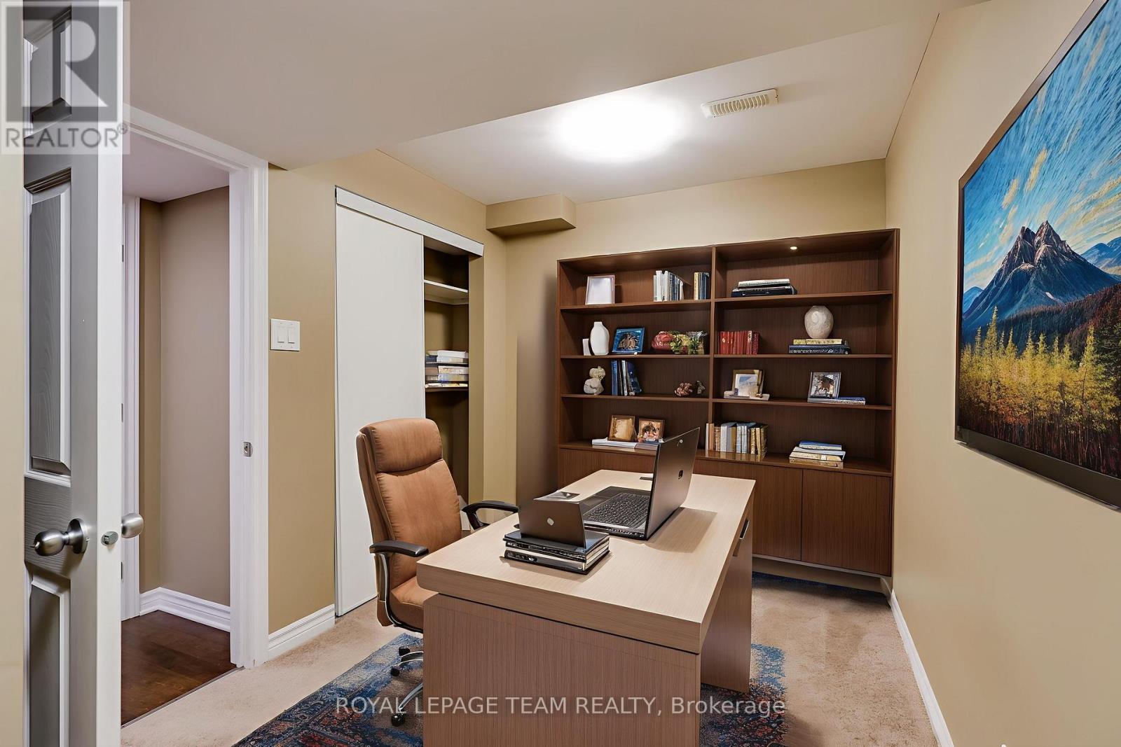 Photo 38 of 474 West Ridge Drive, Ottawa ON
