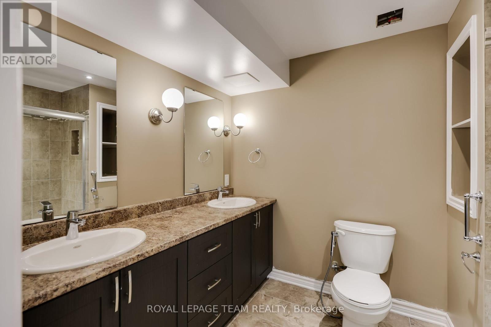 Photo 44 of 474 West Ridge Drive, Ottawa ON
