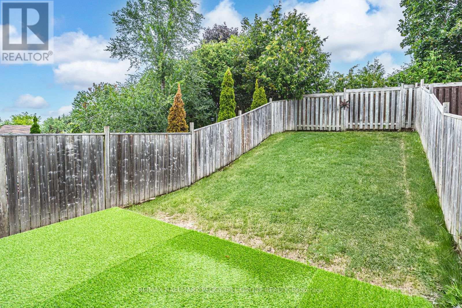 Photo 12 of 367 Ferndale Drive S, Barrie ON