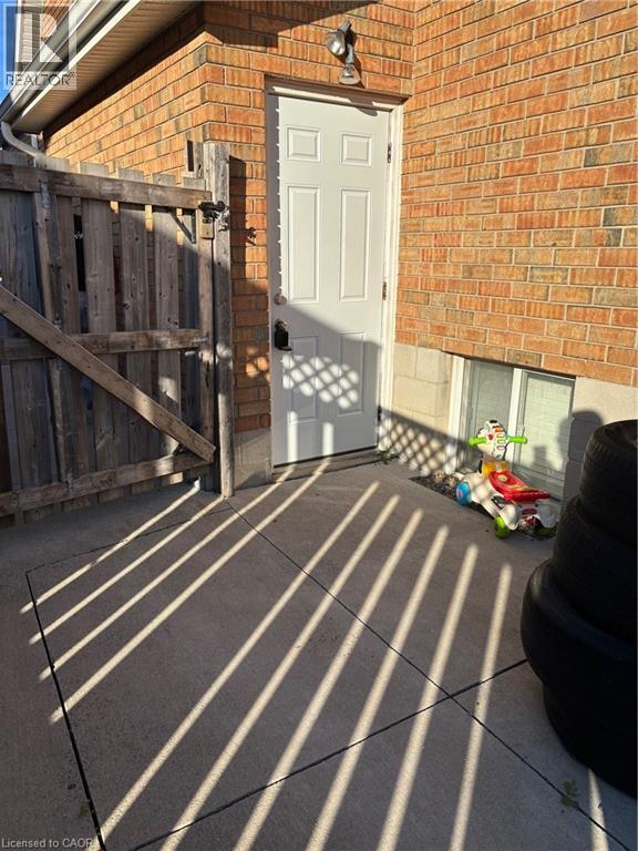 Photo 3 of 10 Erminia Court Unit Basement, Hamilton ON