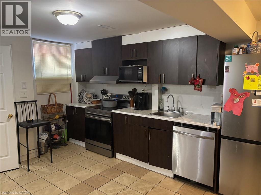 Photo 4 of 10 Erminia Court Unit Basement, Hamilton ON