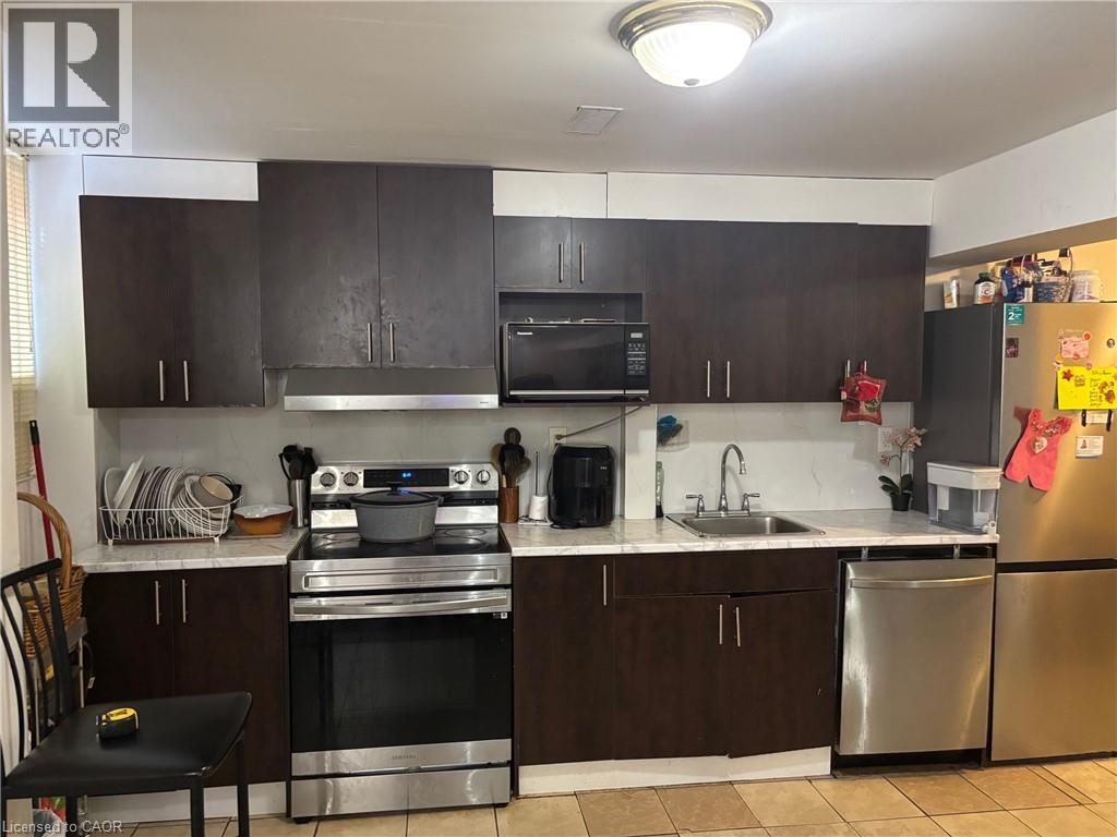 Photo 5 of 10 Erminia Court Unit Basement, Hamilton ON