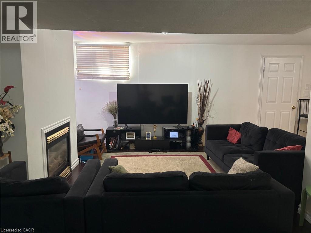 Photo 7 of 10 Erminia Court Unit Basement, Hamilton ON